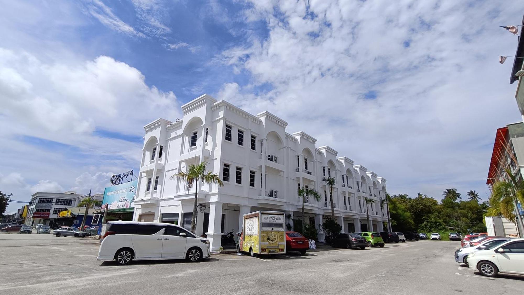 Sohho Hotel Chukai Exterior photo